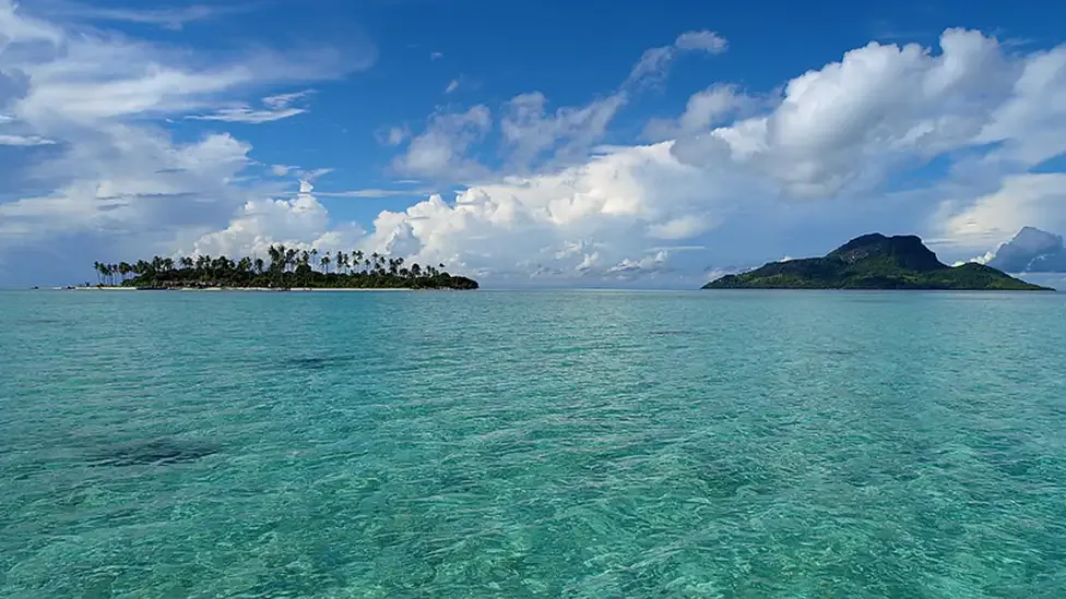 Mantabuan sandbar island Semporna